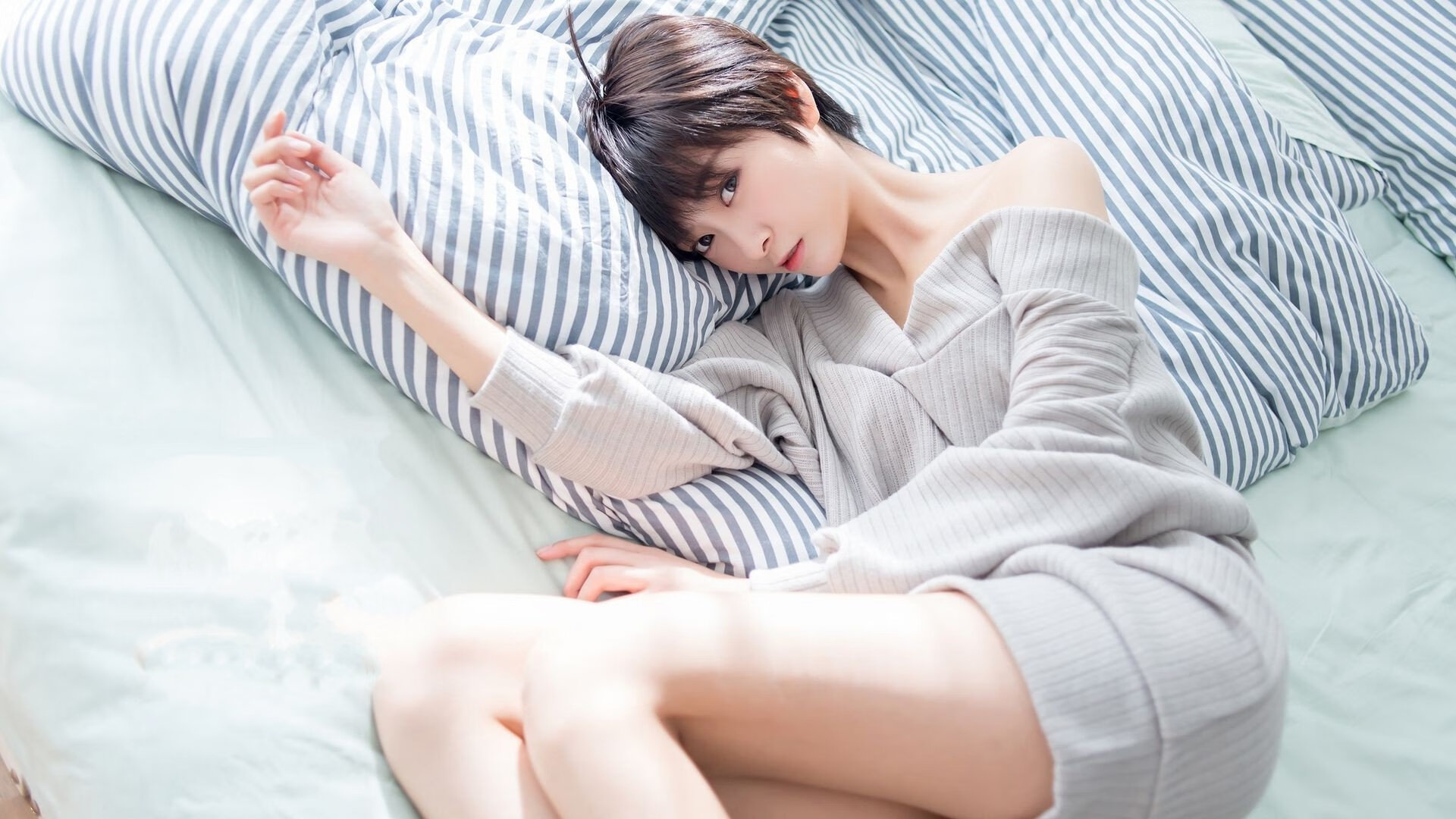 “校园足球联赛火热进行,激发青少年足球兴趣”,全国青少年校园足球特色学校汇报材料