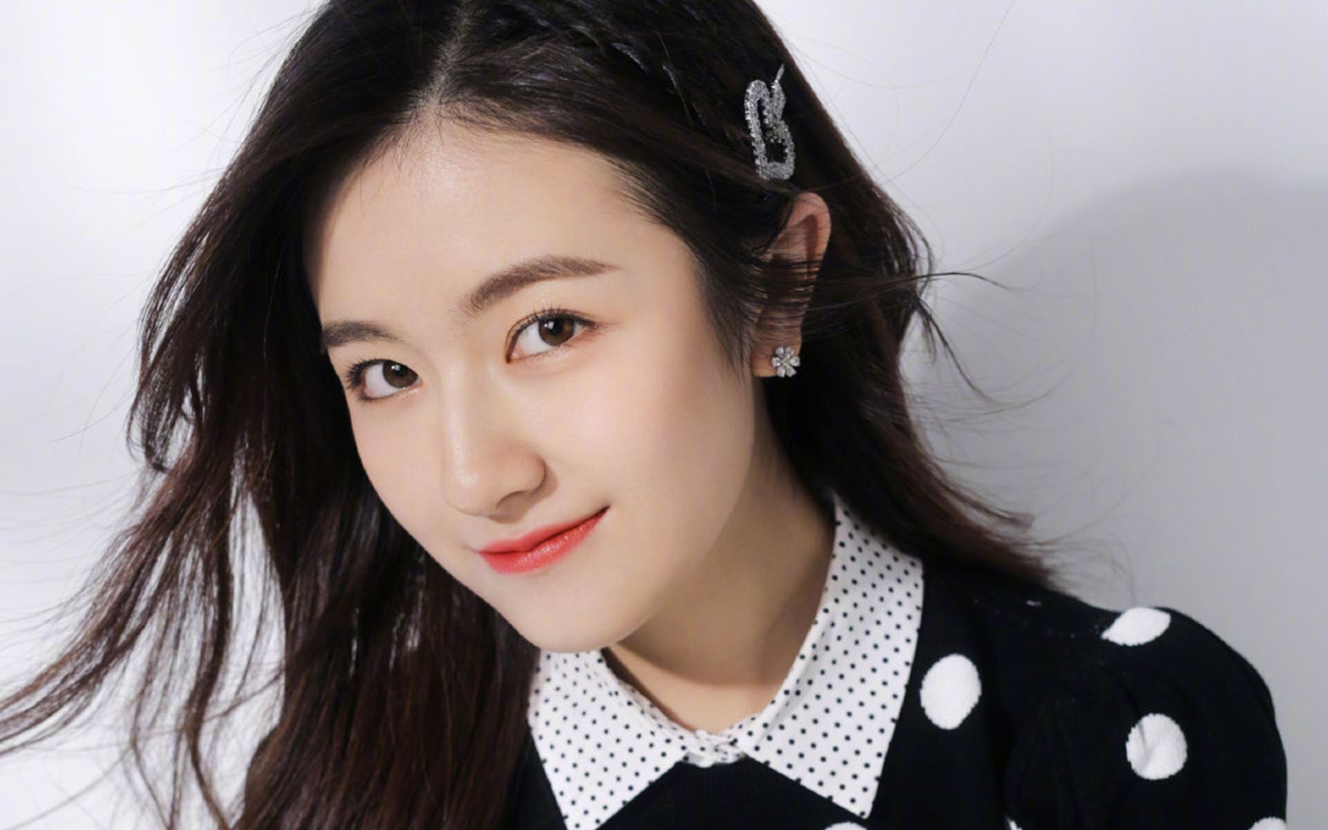 _自主研发智能跑步机：科技助力全民健康_，智能跑步机app