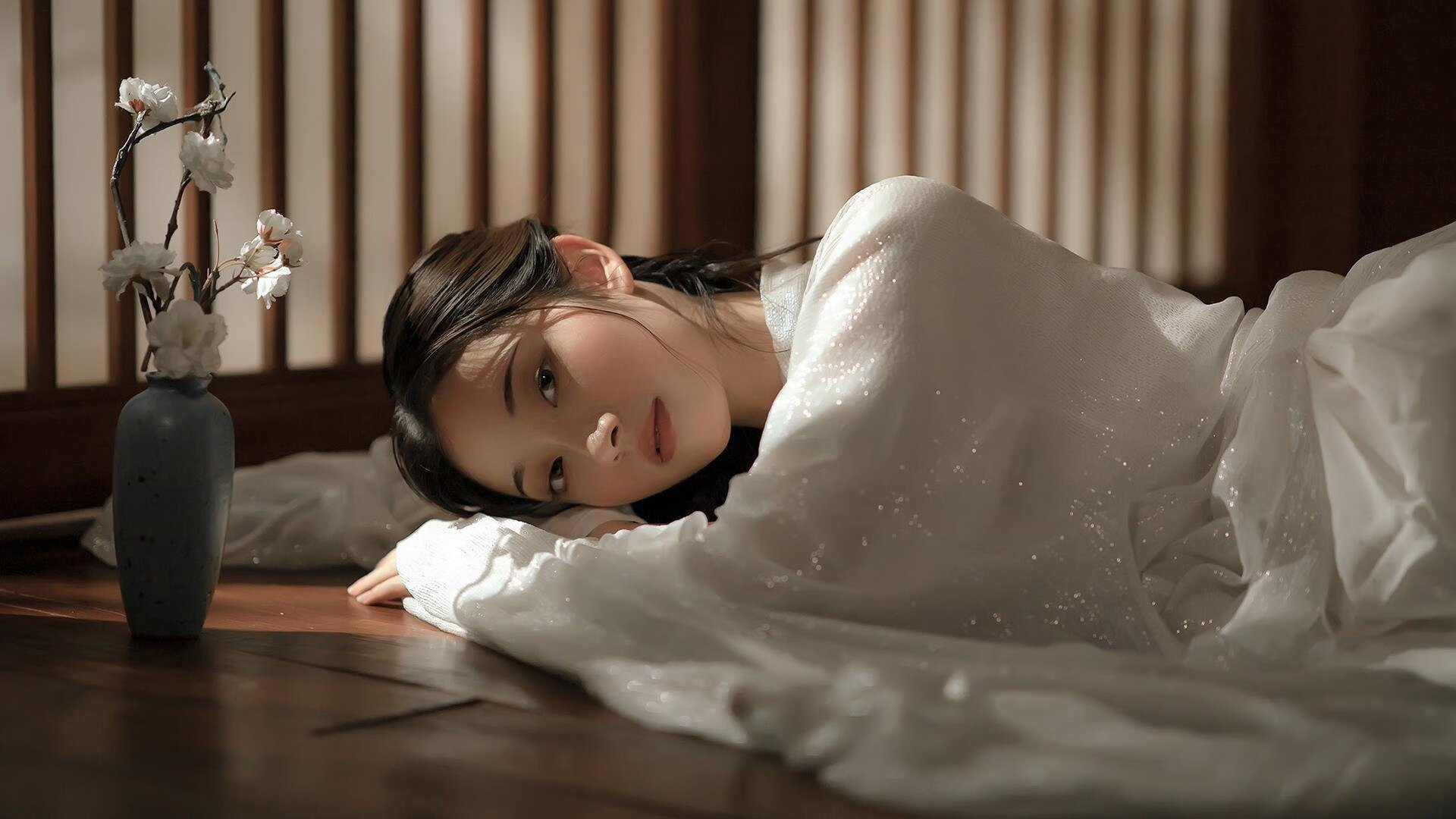 《虚拟偶像崛起,电竞比赛明星化全面铺开》,虚拟偶像界大名鼎鼎的人物叫什么